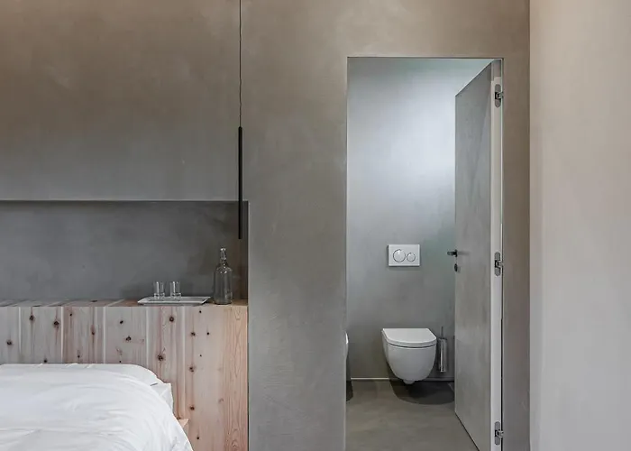 Bed and Breakfast La Casa Rosa 3*