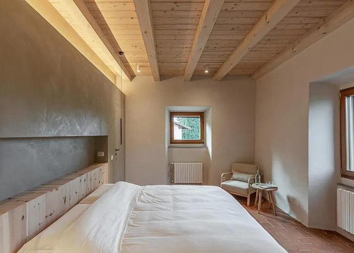 La Casa Rosa 3*