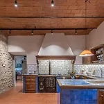 לינה וארוחת בוקר La Casa Rosa פירנצה